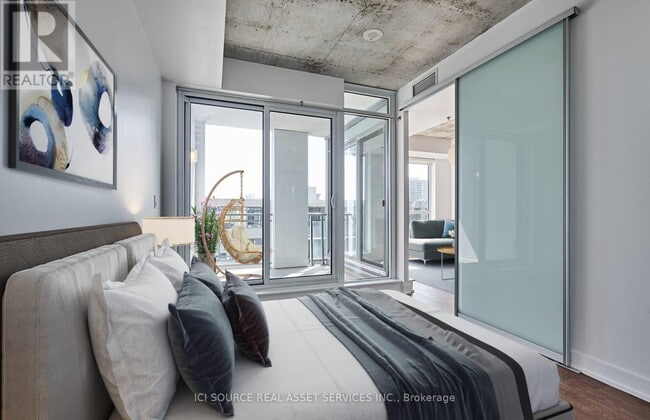 Photo du bâtiment - 20 Minowan Miikan Ln