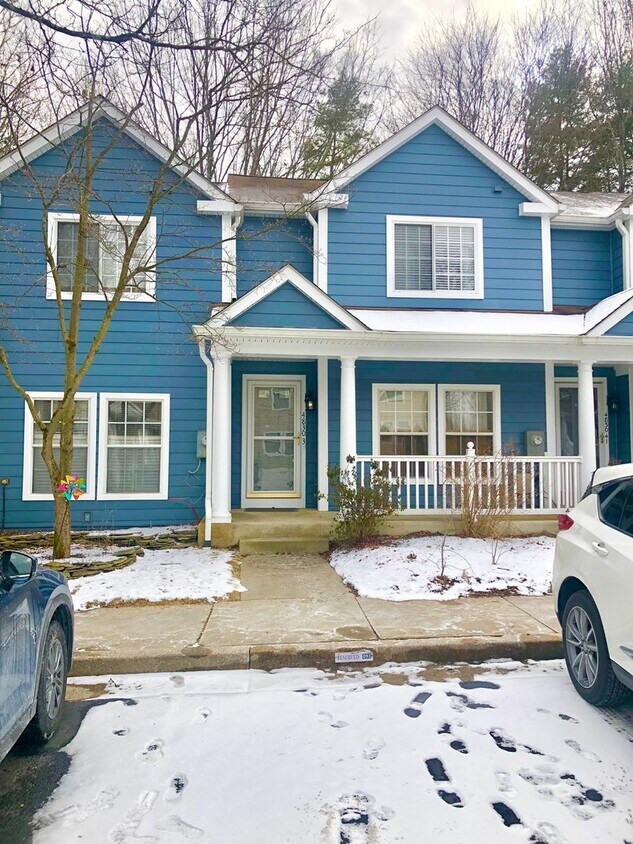 Foto principal - Gorgeous 2 BR/2.5 BA Condo in Ellicott City!