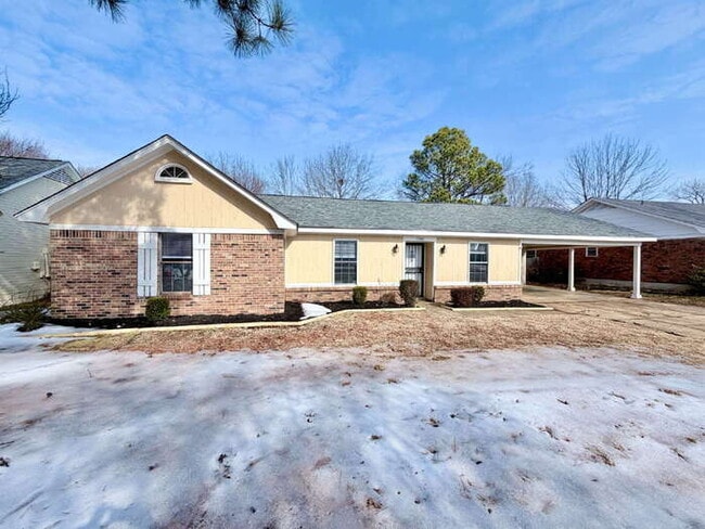 Building Photo - 7288 Hollorn Ln