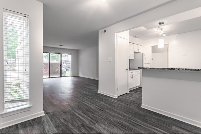 Building Photo - Sonoma Woods Apartments – New Ownership & ...