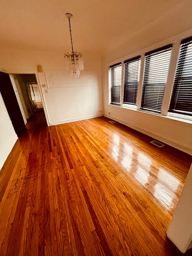 Foto del edificio - 8236 S Sangamon St