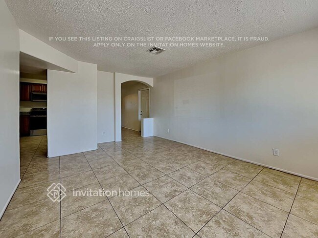 Foto del edificio - 6118 W Hollyhock Dr