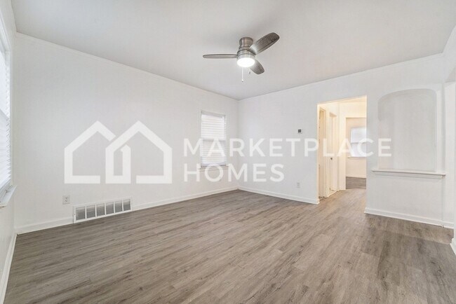 Foto del edificio - 9562 Longacre St