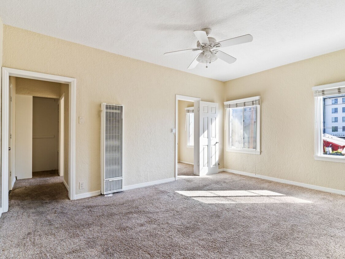 Foto principal - 1324 N Peterson Ave