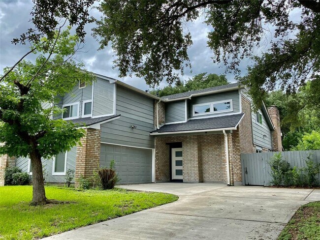 Building Photo - 11618 Trailmont Dr