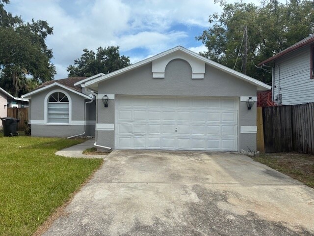 Foto principal - 905 Hart St