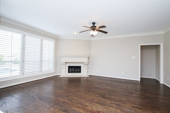 Foto del edificio - 35 Winhall Pl