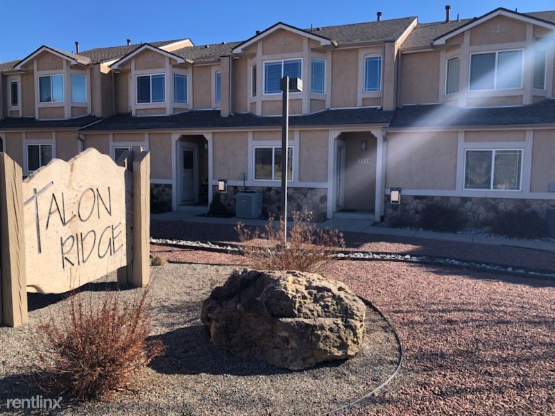 Primary Photo - 3 br, 2.5 bath Townhome - 1034 Fountain Me...