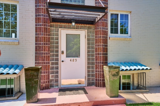 Photo - 489 S Sherman St Apartment