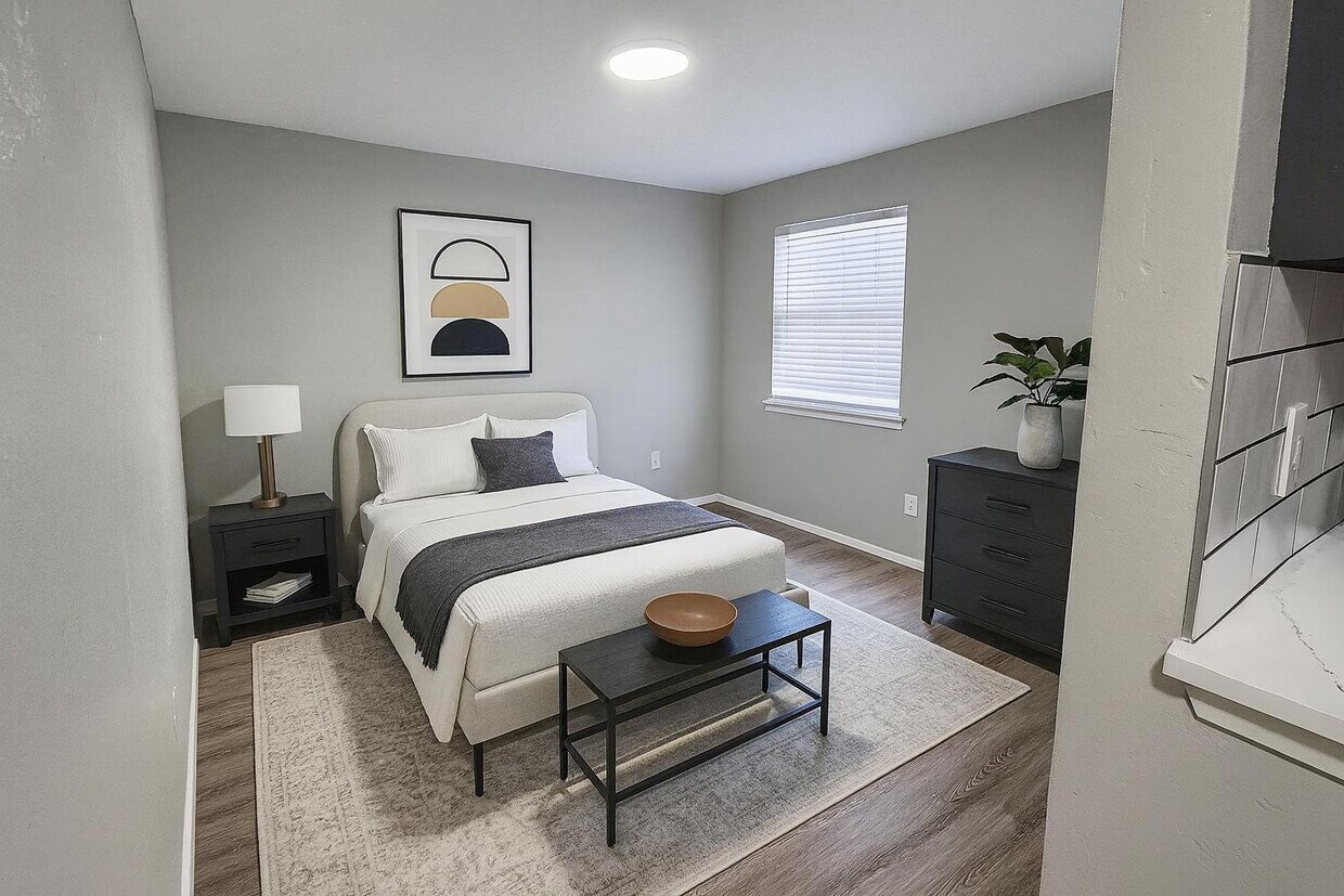 Photo - 3550 E Overton Rd (Dallas, TX)