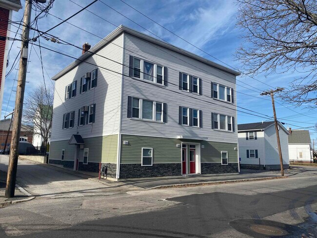 Building Photo - 129 Second St
