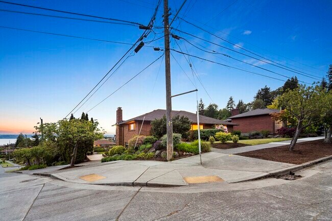 Foto del edificio - 3904 SW Trenton St