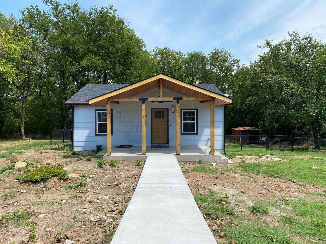 Foto principal - 728 N 8th St