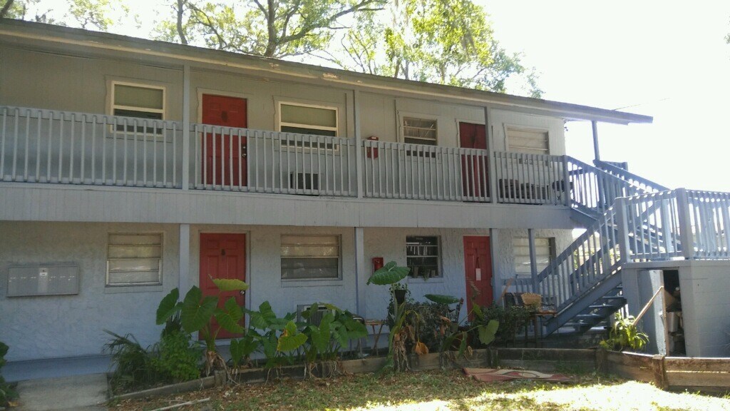 Primary Photo - 1040 Bert Rd