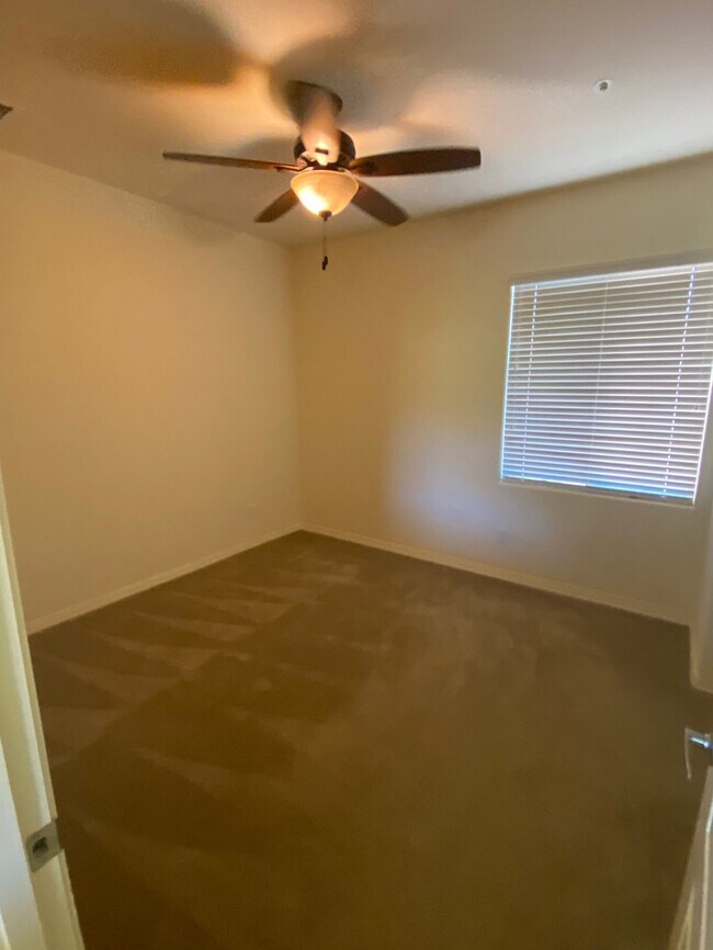 Building Photo - 3 Bed 2.5 Bath in Downtown Verrado