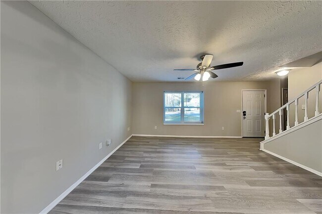 Foto del edificio - 455 Sheringham Ct