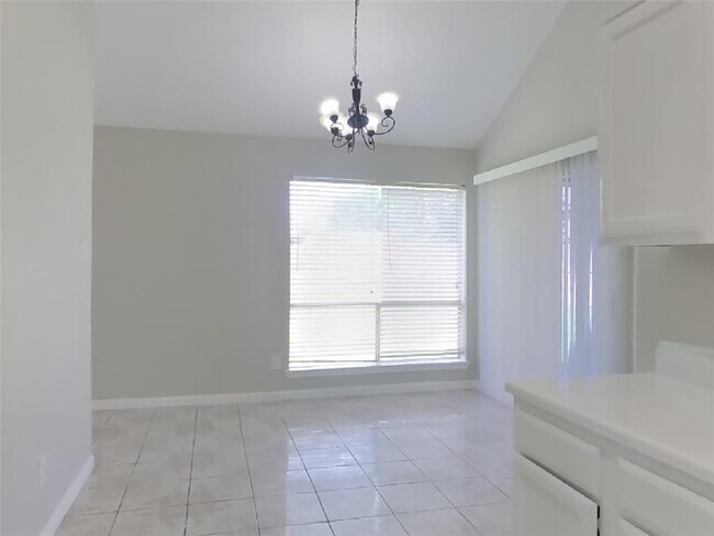 Foto del edificio - 8711 Croteau Dr