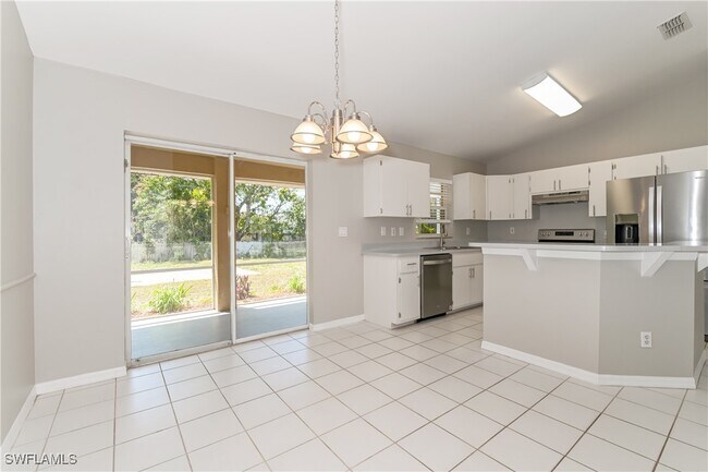 Foto del edificio - 610 SW 27th St
