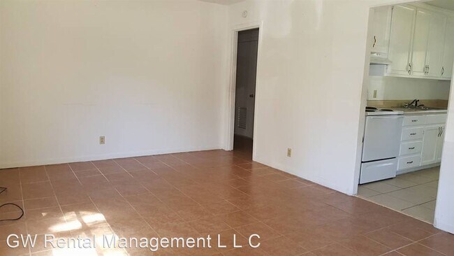 Building Photo - 2 br, 1 bath House - 603 E Orange Ave