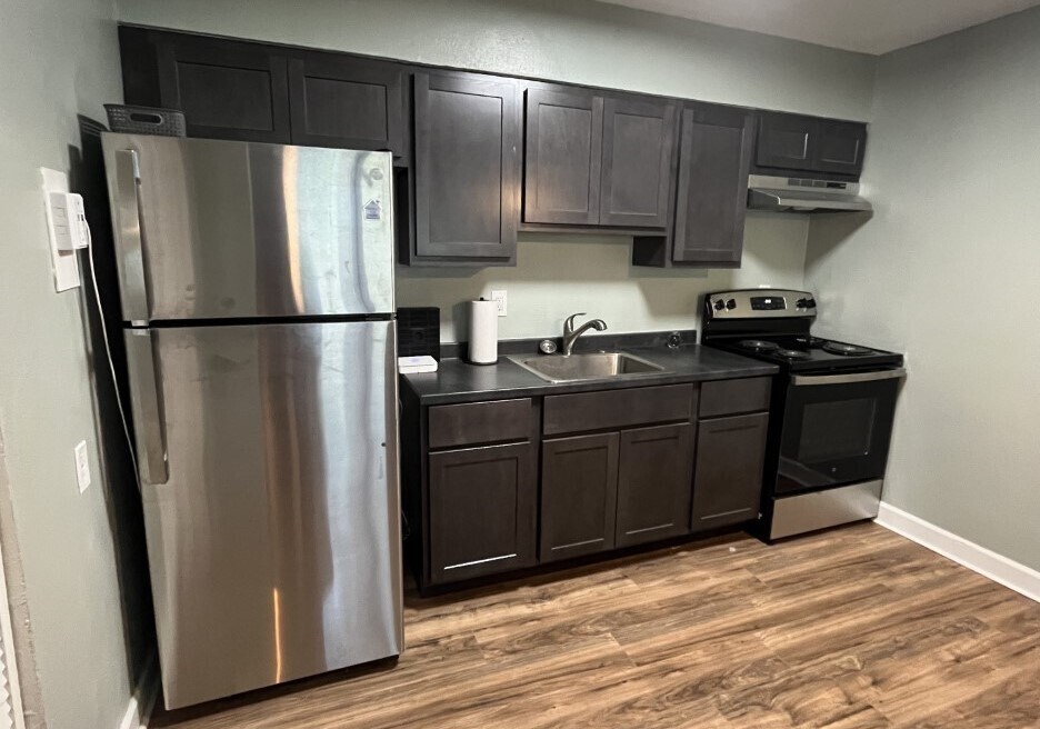 Jenn Station Apartments Apartments 8869 Maya Ln Jennings, MO