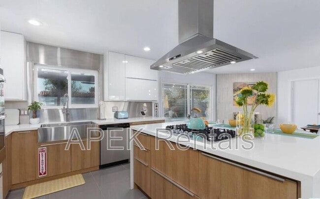 Foto del edificio - 2241 E Finley Rd