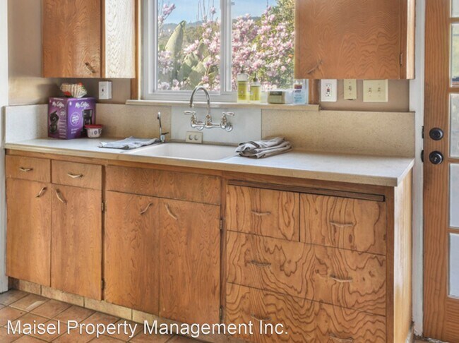 Foto del edificio - 2 br, 1 bath House - 5958 Majestic Ave.