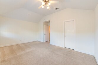 Building Photo - 2710 Hullsmith Dr