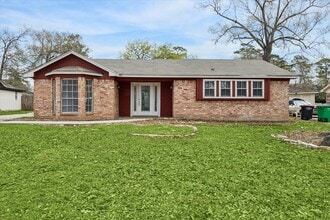 Building Photo - 23834 English Oak Dr