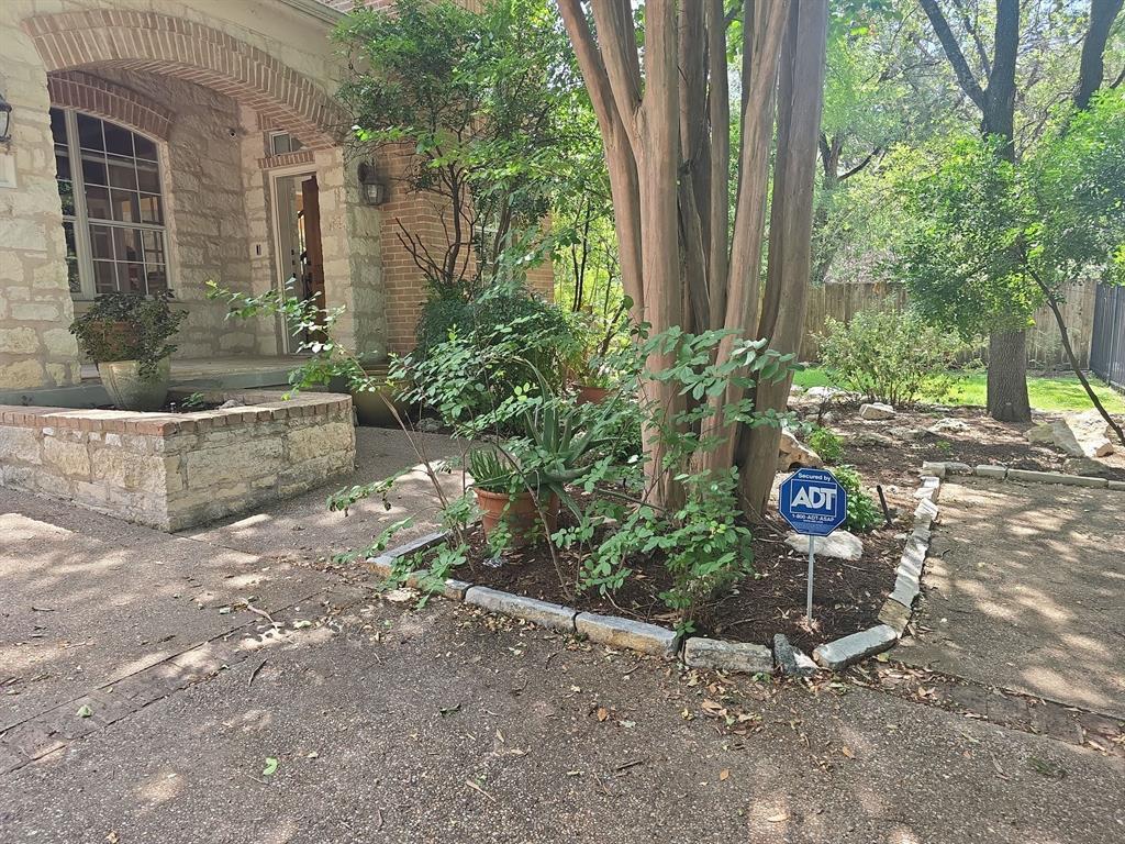 Primary Photo - 11305 Taylor Draper Ln