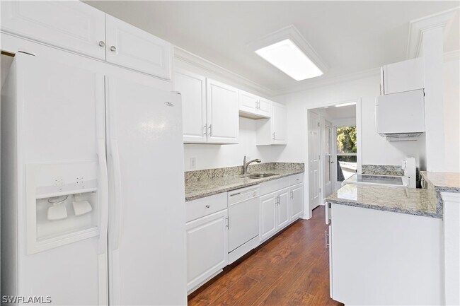 Foto del edificio - 861 Courtington Ln