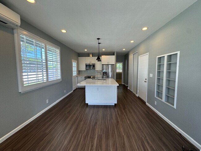 Foto del edificio - For Rent - 95-1031 Kahele St.