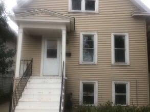 Building Photo - 1435 W Arthur Ave