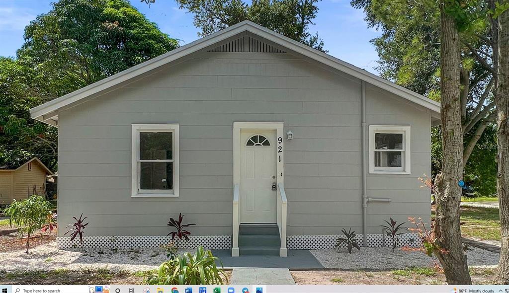 Foto principal - 921 Grand Central St