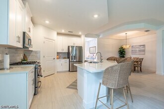 Building Photo - 16903 Fairgrove Way