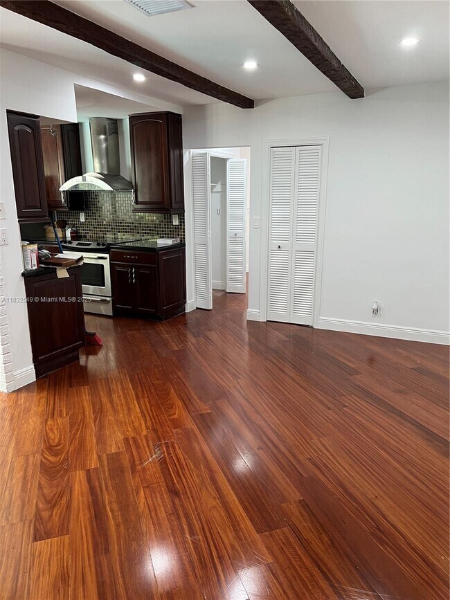 Foto del edificio - 1250 SW 15th Ave