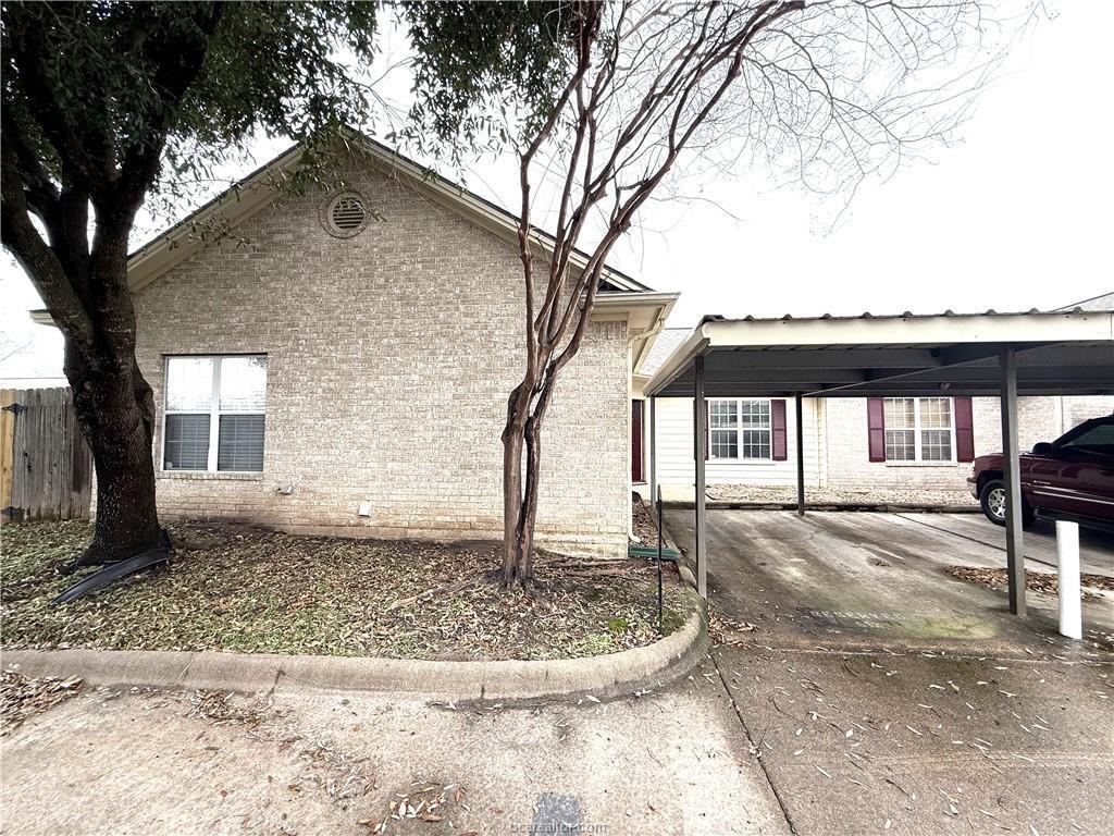 Primary Photo - 612 Townplace Dr