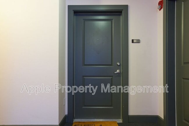 Foto del edificio - 319 Summit Ave E