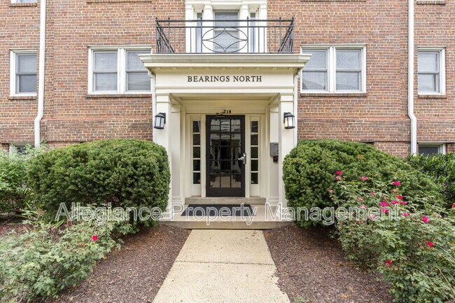 Foto del edificio - 718 S Washington St