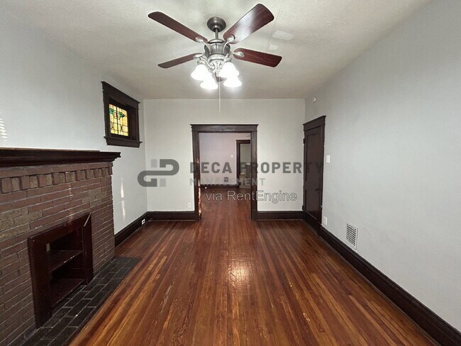 Foto del edificio - 5317 S Kingshighway Blvd