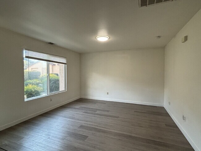 Foto del edificio - Available Soon! Apply now for this cute one bedroom apartment for $1200
