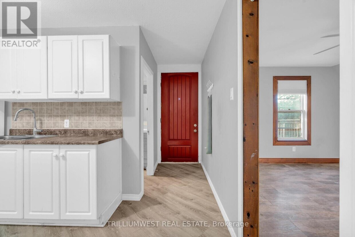 Primary Photo - 63 Highland Rd W