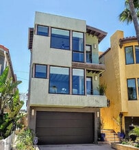 Building Photo - 264 Melrose Dr