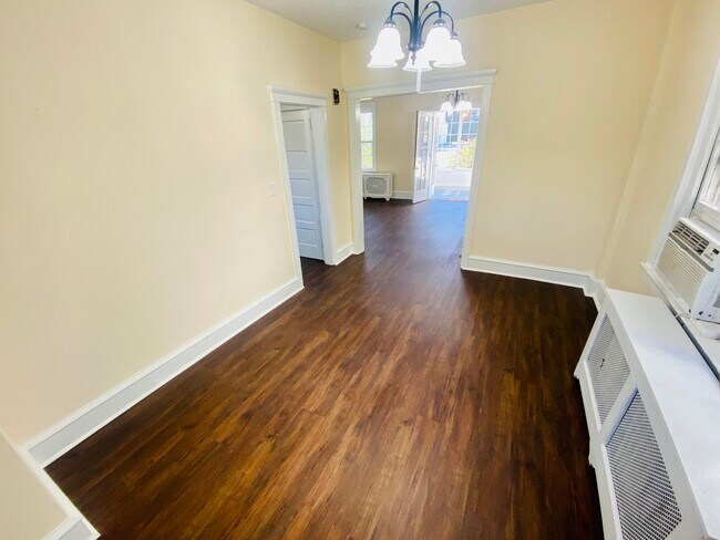 Foto del edificio - 1422 Markley St