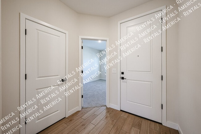 Foto del edificio - 7857 N 79th Ave