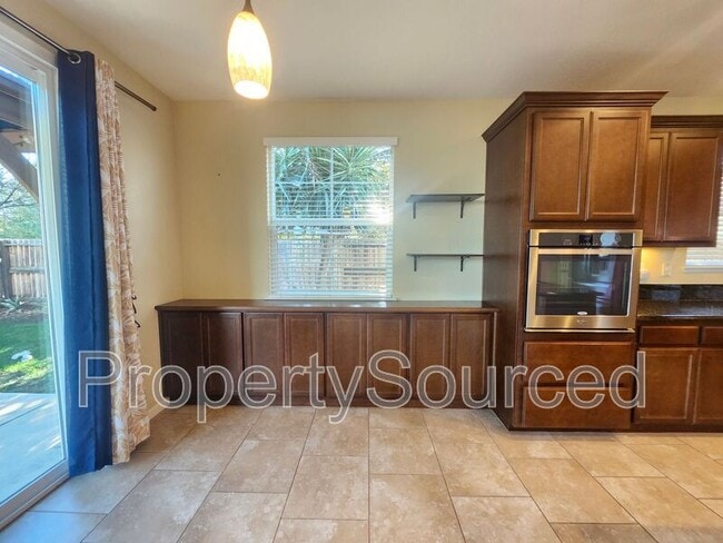 Foto del edificio - 1680 Brandon Dewey Ln