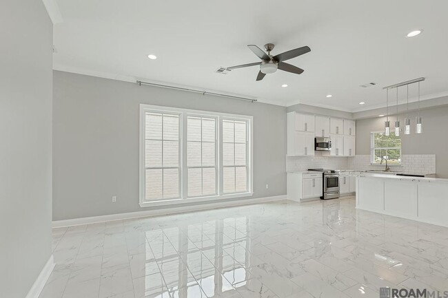 Foto del edificio - 15513 Fields Creek Ave