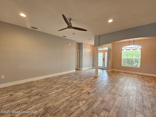 Foto del edificio - 3820 Watergrass St
