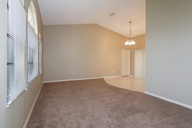 Building Photo - 26332 Asuncion Dr