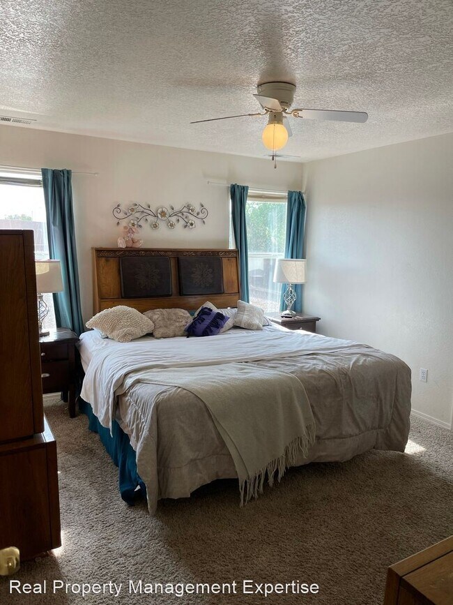 Building Photo - 3544 Elder Meadows Dr NE