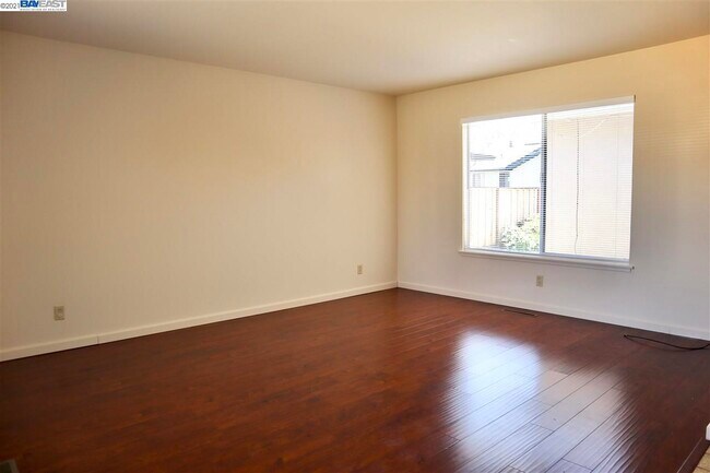 Foto del edificio - 37849 Argyle Rd